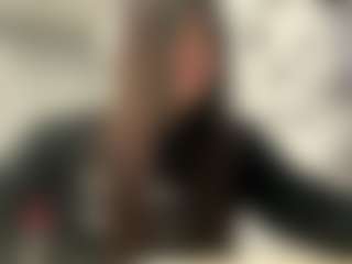 Mia's Live Sex Cam Show