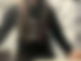 Mia's Live Sex Cam Show