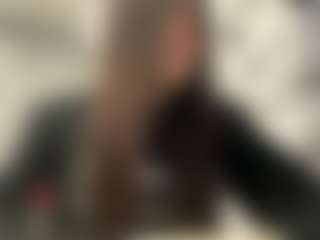 Mia's Live Sex Cam Show