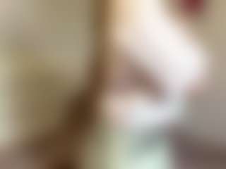 Mia's Live Sex Cam Show