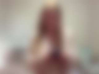 Mia's Live Sex Cam Show