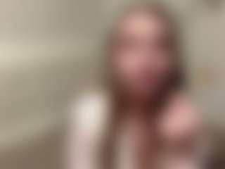 Mia's Live Sex Cam Show