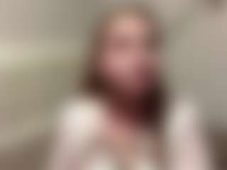 Mia's Live Sex Cam Show
