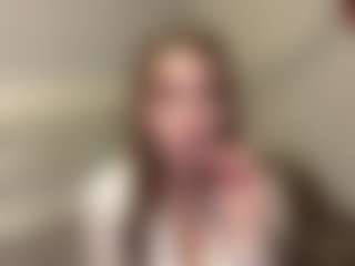Mia's Live Sex Cam Show