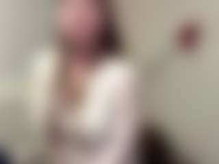 Mia's Live Sex Cam Show