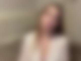 Mia's Live Sex Cam Show