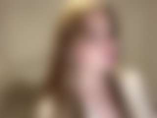 Mia's Live Sex Cam Show