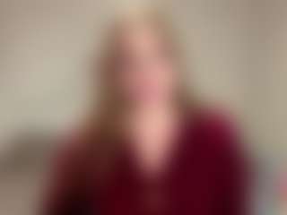 Mia's Live Sex Cam Show