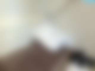 Mia's Live Sex Cam Show