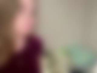 Mia's Live Sex Cam Show