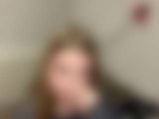 Mia's Live Sex Cam Show