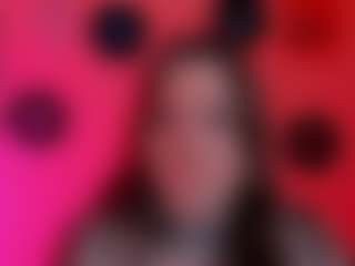 Live cam show with megan-sparkling - Strip on SinfulBabes