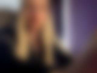 Live cam show with NadaHalpern - Public on Camsoda