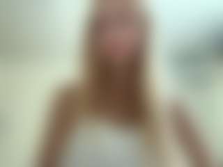 Live cam show with NerissaKapusniak - Blue Eyes on madthumbs
