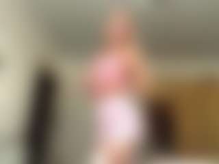 Live cam show with NerissaKapusniak - Skinny on TottyGirls