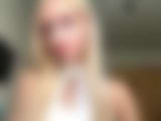 NerissaKapusniak's Live Sex Cam Show