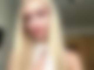 Live cam show with NerissaKapusniak - Fingering Young Adult on Uber Horny