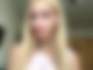 Live cam show with NerissaKapusniak - Blonde Hair on Camsoda