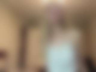 Live cam show with SixtaFebre - Fingering White on Camsoda | united states