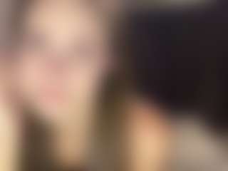 Live cam show with SixtaFebre - Public on Streamer API