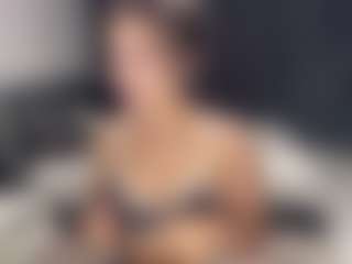 Live cam show with SixtaFebre - Cute on SinfulBabes