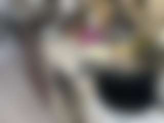 Live cam show with SixtaFebre - Skinny on Camsoda