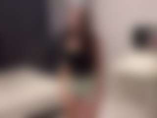 Live cam show with SixtaFebre - College on live18s.com