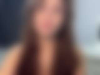 Live cam show with SixtaFebre - Skinny on StripNow