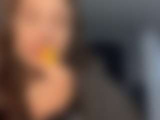 Live cam show with SixtaFebre - Shaved Pussy Brown Hair on fuklive.com