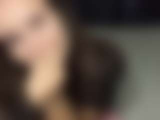 Live cam show with SixtaFebre - Athletic Public on Dolls Live