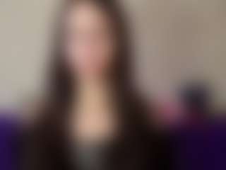 Live cam show with TammaraDelmoral - New Brown Eyes on TeamSkeetLive