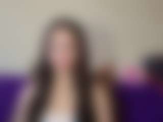 Live cam show with TammaraDelmoral - New Brown Eyes on camgirlchat.live