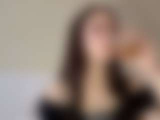 Live cam show with TammaraDelmoral - College Big Tits on madthumbs