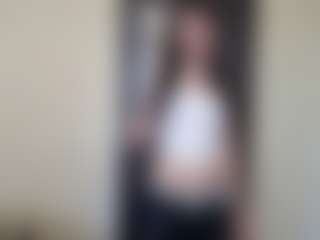 Live cam show with TammaraDelmoral - Spank on madthumbs
