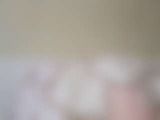 Live cam show with TammaraDelmoral - Petite Teen (18+) on camwithhim.com