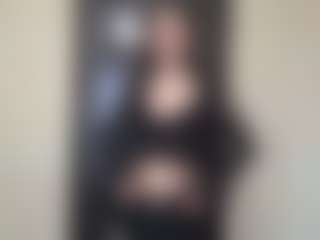Live cam show with TammaraDelmoral - Small Tits Mature on xxxlivecams.org