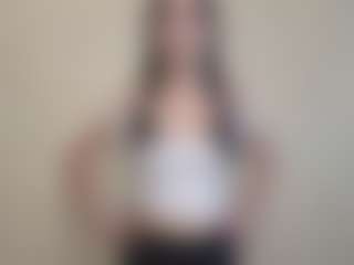 Live cam show with TammaraDelmoral - Mature Young Adult on Camsoda