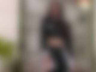 Live cam show with TaraHarris - Thin on LiveSexCams6