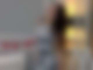 TaraHarris's Live Sex Cam Show