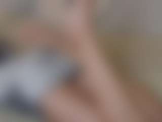TaraHarris's Live Sex Cam Show