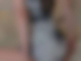 TaraHarris's Live Sex Cam Show