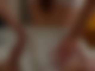 TaraHarris's Live Sex Cam Show