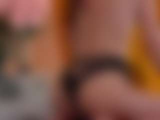 TaraHarris's Live Sex Cam Show