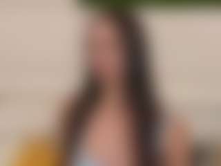 TaraHarris's Live Sex Cam Show