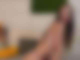 TaraHarris's Live Sex Cam Show