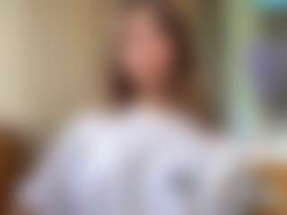 Live cam show with WilmaPuskas - Teen (18+) on Uber Horny
