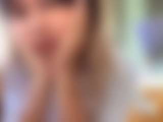 Live cam show with WilmaPuskas - Twerk on Camsoda