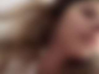 Live cam show with WilmaPuskas - New Teen (18+) on Camsoda