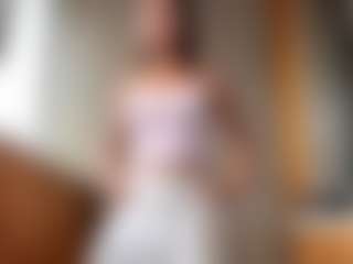 Live cam show with WilmaPuskas - Spank on Camsoda
