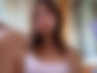 Live cam show with WilmaPuskas - New Big Ass on Camsoda